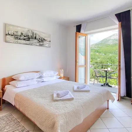 Apartmán Nine Slano